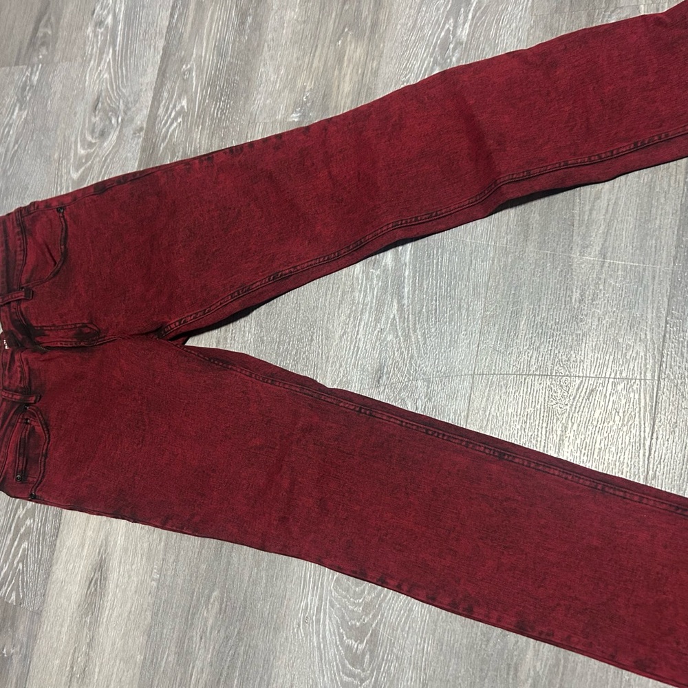 Elegant Burgundy Skinny Jeans for Women